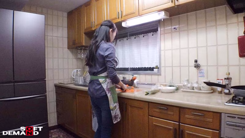 【今村由美】旦那に内緒で自宅撮影SEXをする人妻がエロすぎる