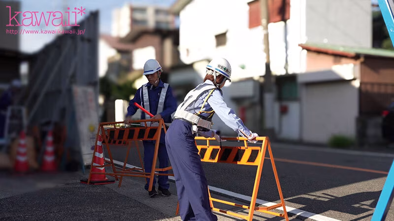 【翔乃そら】AVデビューした交通警備員の童顔ロリ系お姉さんがエロい
