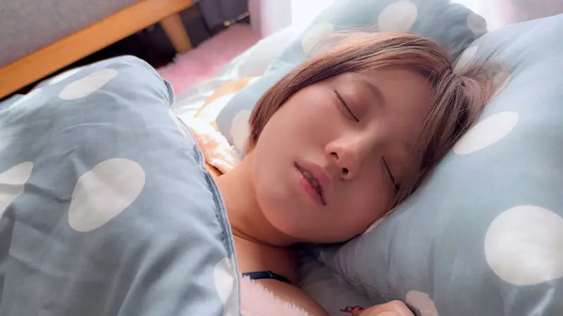 【小鈴みかん】中出しされる可愛いポッチャリ妹がエロすぎる