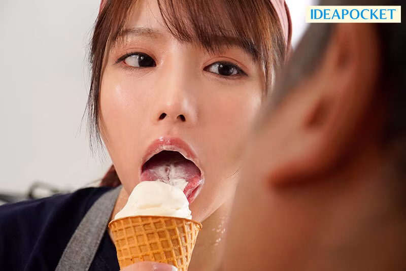 【佐々木さき】パンチラで誘惑してくる制服美女とガチSEX