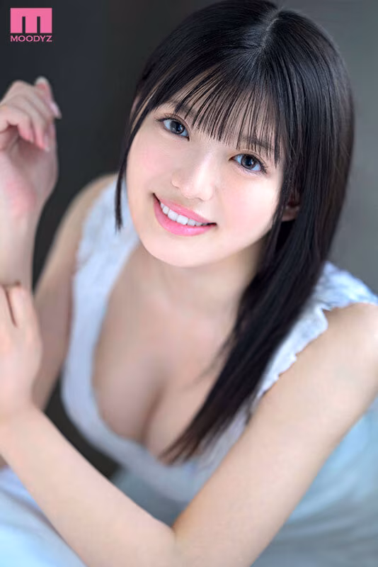 【夕月ゆる】濃厚ザーメンまみれの大量顔射がエロすぎる