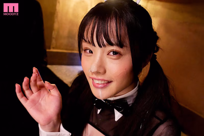 【月雲よる】精子が尽きるまでバキュームフェラをするエロい美女