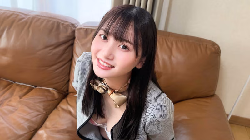 【静河】ナンパした百貨店勤務の美容部員のフェラチオがエロい