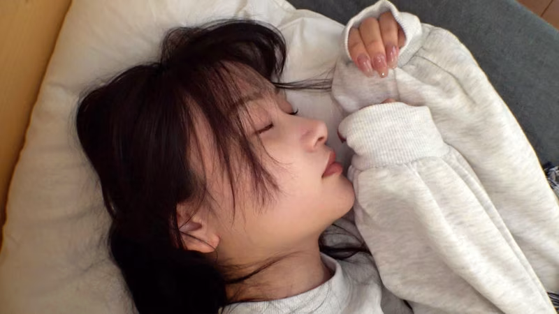 【静河】可愛い彼女との寝起きハメ撮りセックスがエロすぎる