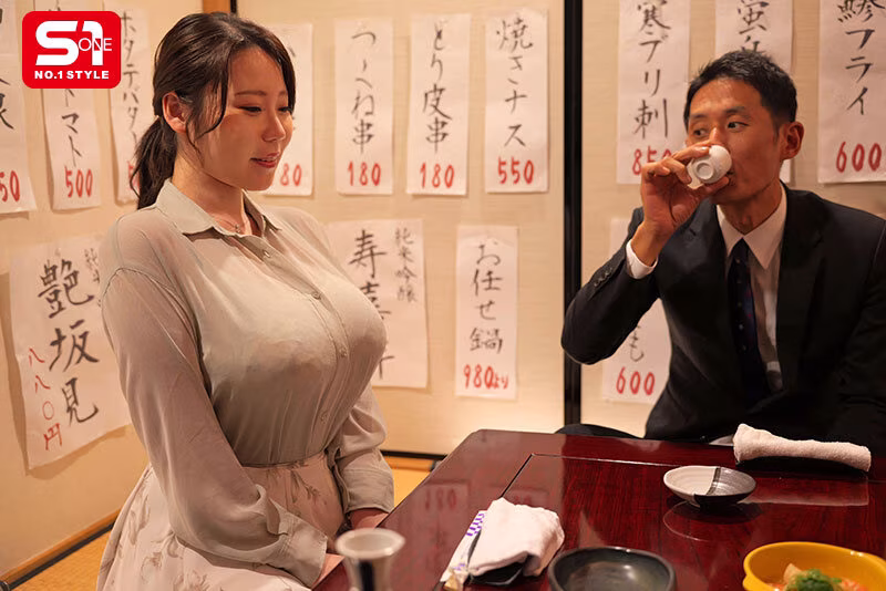 【みなみ羽琉】電車で痴漢され大量潮吹きする爆乳美女がエロい