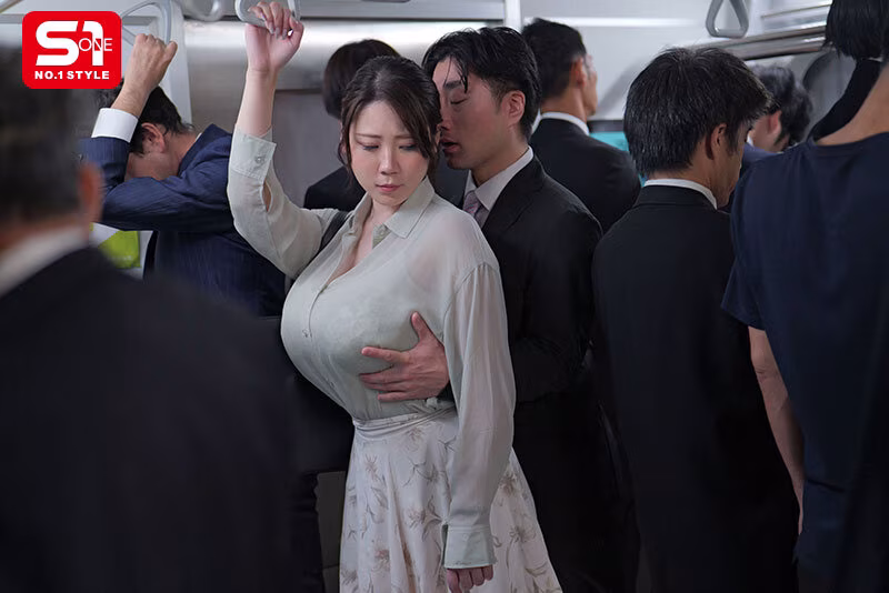 【みなみ羽琉】電車で痴漢され大量潮吹きする爆乳美女がエロい