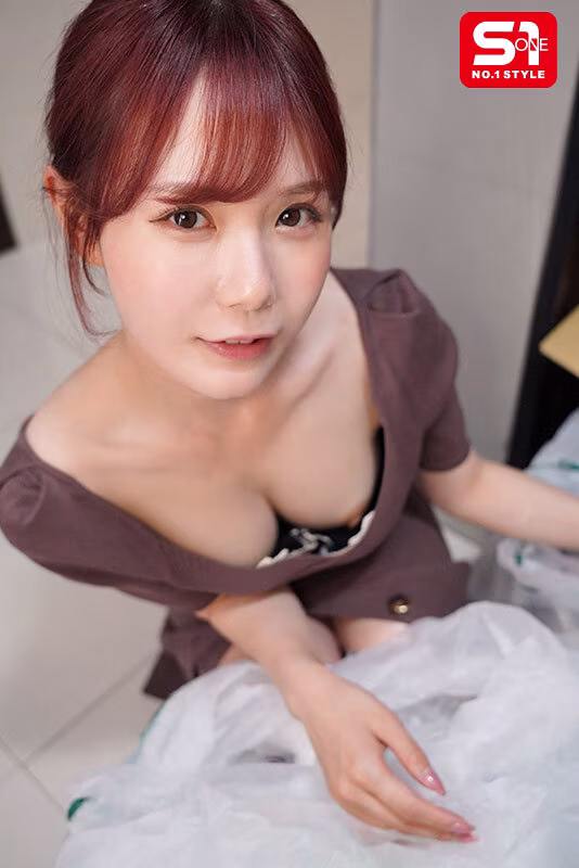 【miru】騎乗位で大量潮吹きするホロ酔いお姉さんがエロい