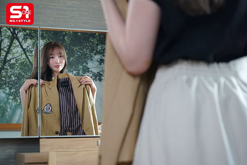 【夢乃あいか】制服コスプレの巨乳妻と激しい濃厚エッチがエロい