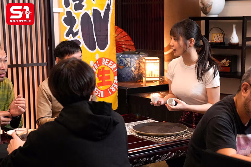 【南沢海香】終電逃し店長と相部屋NTRセックスがエロすぎる