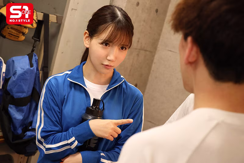 【三田真鈴】Wファラをするサッカー部のマネージャーがエロすぎる